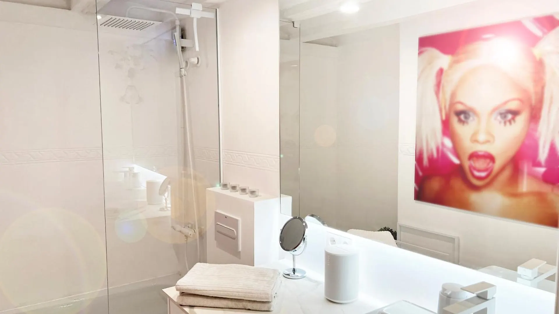 White Apartment バルセロナ スペイン