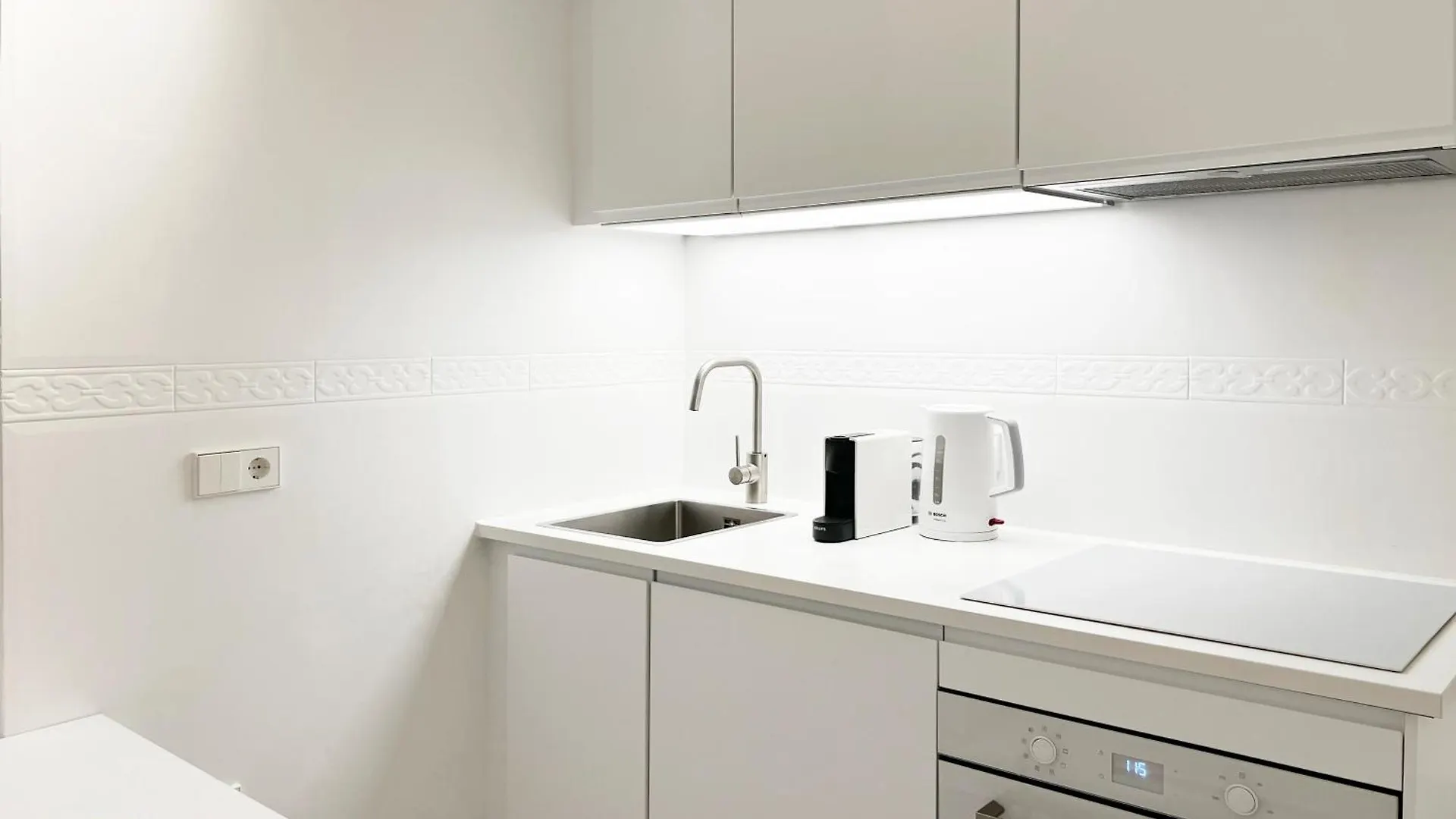 White Apartment バルセロナ スペイン